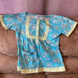 Women’s floral scrub tops size medium